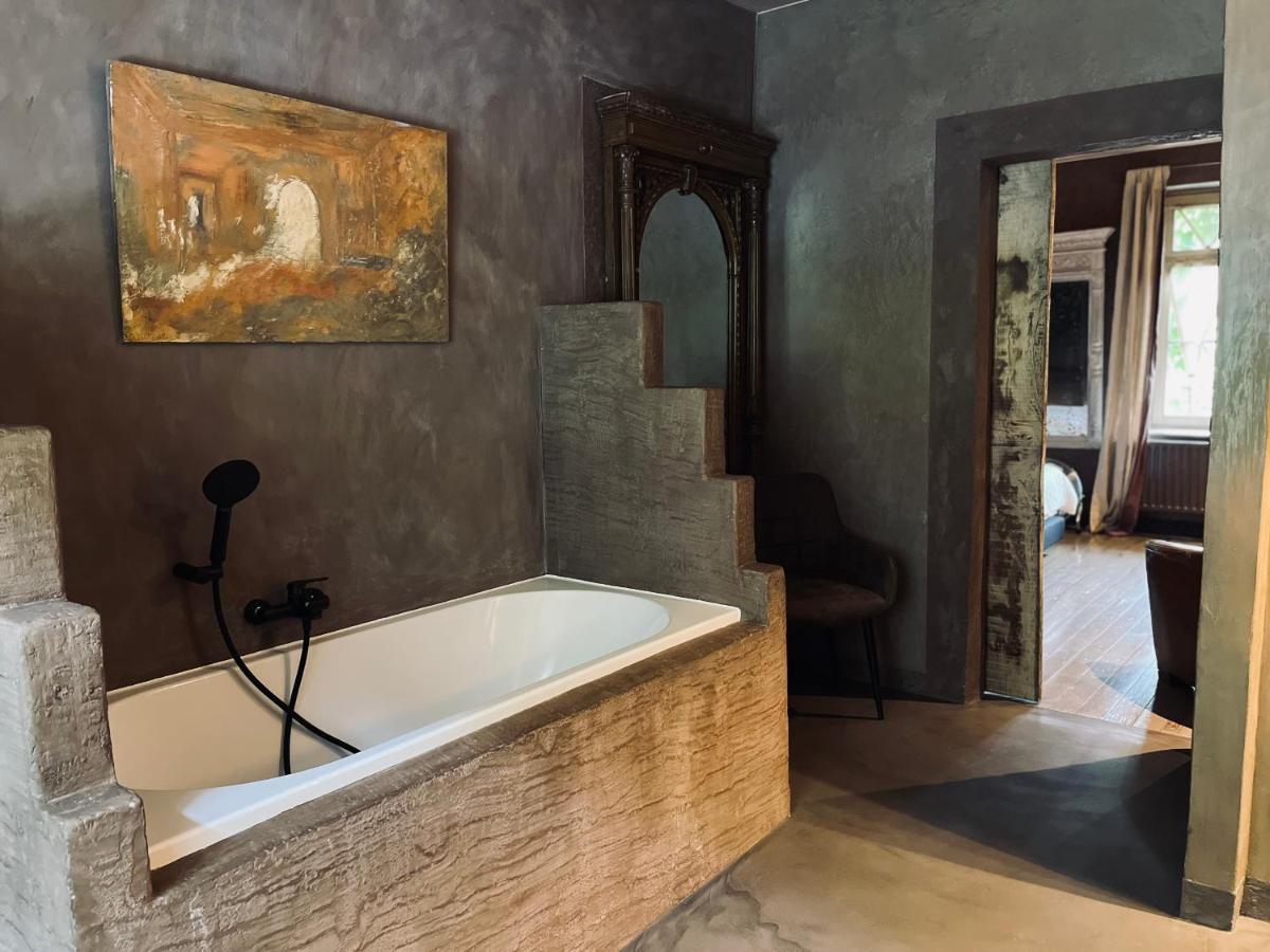 Edouard Garden Cafe Guest Room Durbuy Bagian luar foto