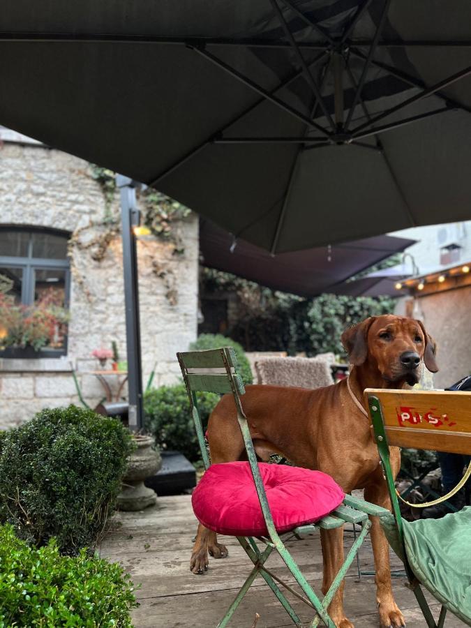 Edouard Garden Cafe Guest Room Durbuy Bagian luar foto